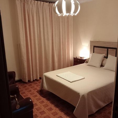 Habitacion Matrimonial Centro Ciudad Овьедо Экстерьер фото